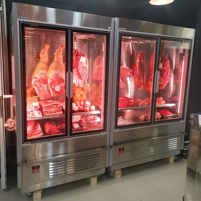 Витрина холодильная Carboma FC 20-08 VV 0,7-3 X7 0430 для демонстрации мяса