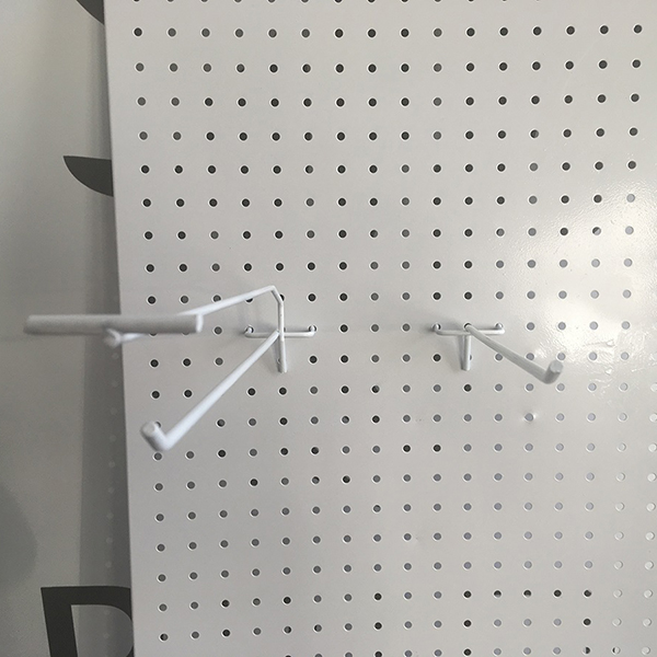 картинка Крючок одинарный с ценникодержателем 400мм (белый)